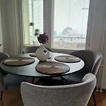 Huoneisto Hima With Sauna & Private Parking *