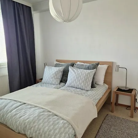 Apartment Hima With Sauna & Private Parking