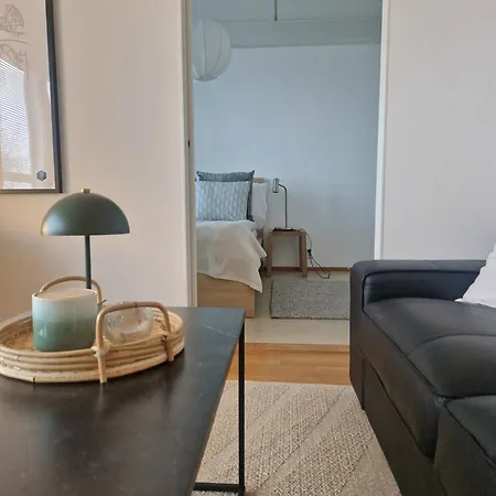 Hima With Sauna & Private Parking